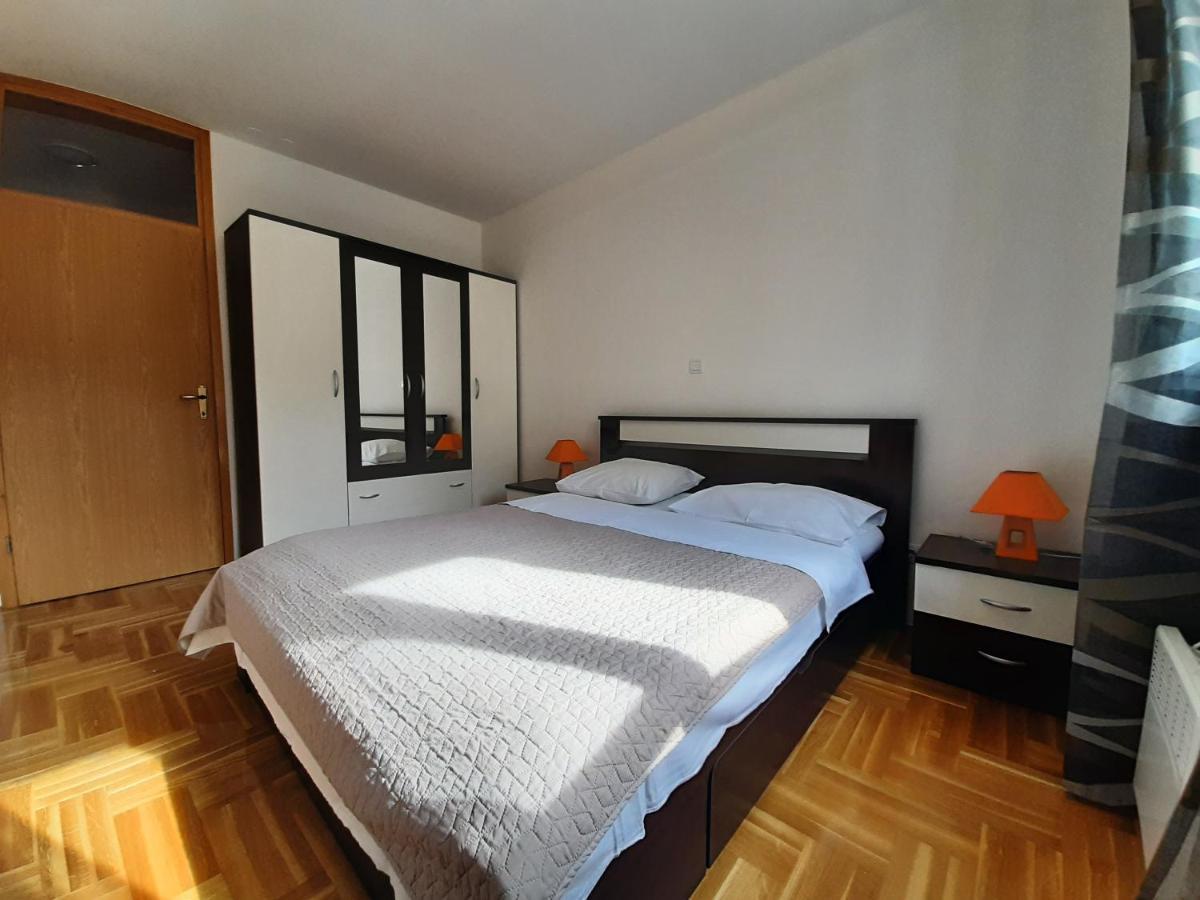 Apartment Jelena トロギール エクステリア 写真